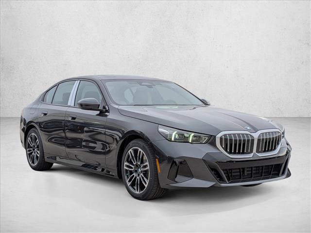 Used 2026 BMW 530i xDrive w/ M Sport Package AWD/4WD image 7