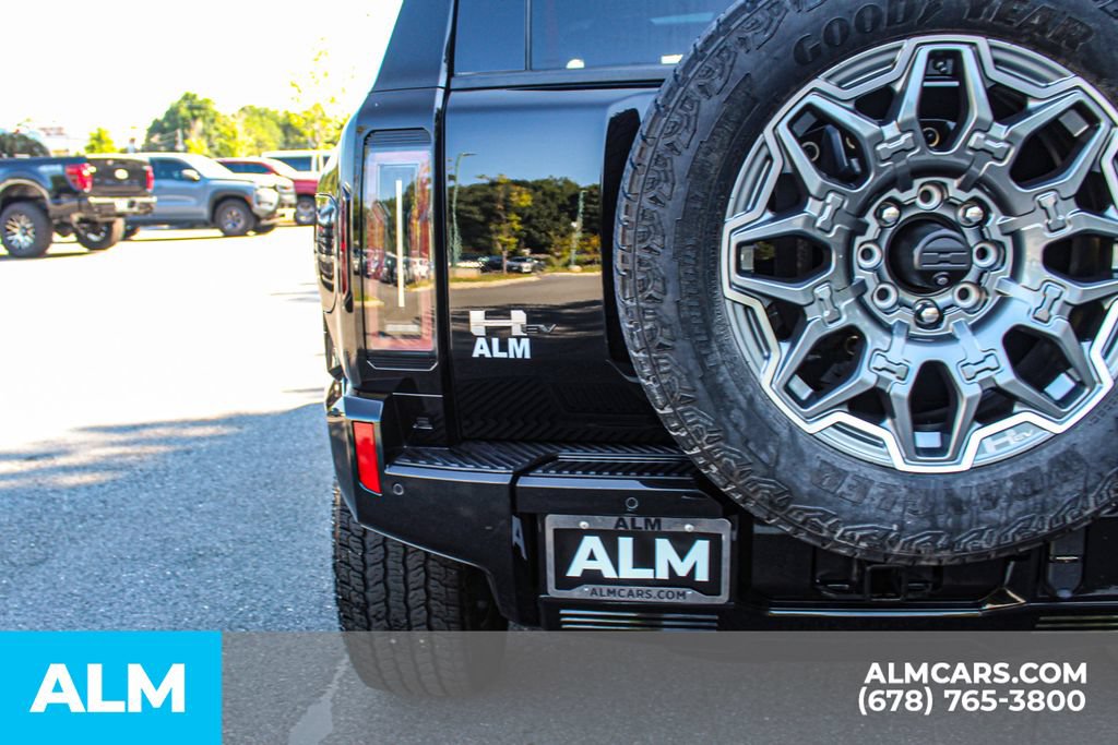Used 2024 GMC Hummer EV 3X AWD/4WD image 12
