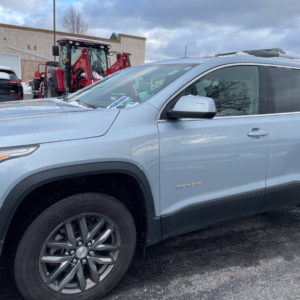 Used 2017 GMC Acadia SLT image 5