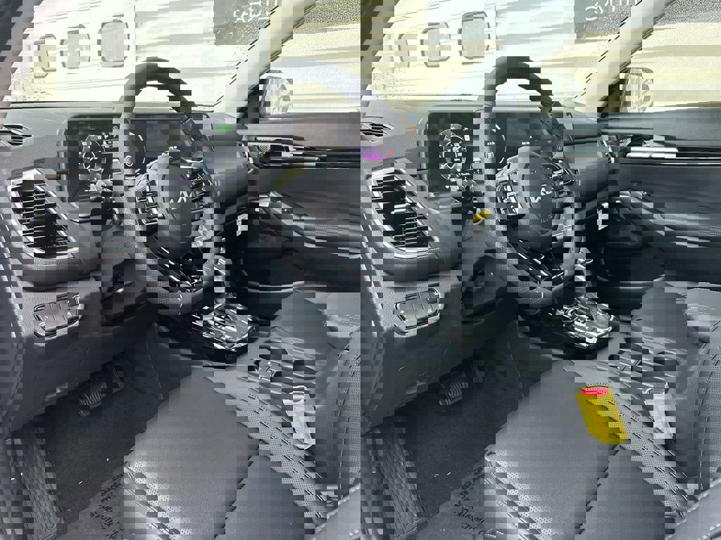 New 2026 Kia Seltos SX w/ SX Sunroof Package image 10