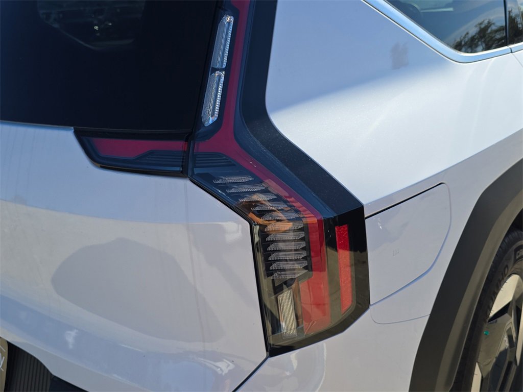New 2026 Kia EV9 Wind image 11