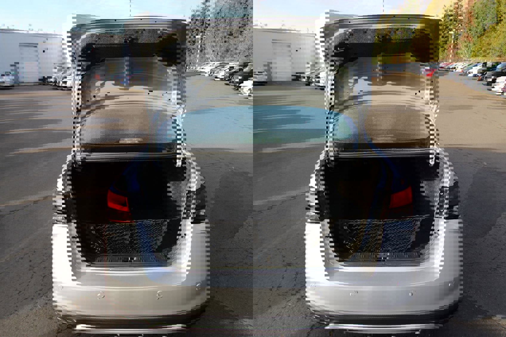 Used 2024 Nissan Versa SV w/ Trunk Package image 25