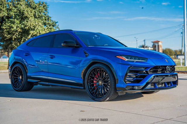 Used 2019 Lamborghini Urus image 12