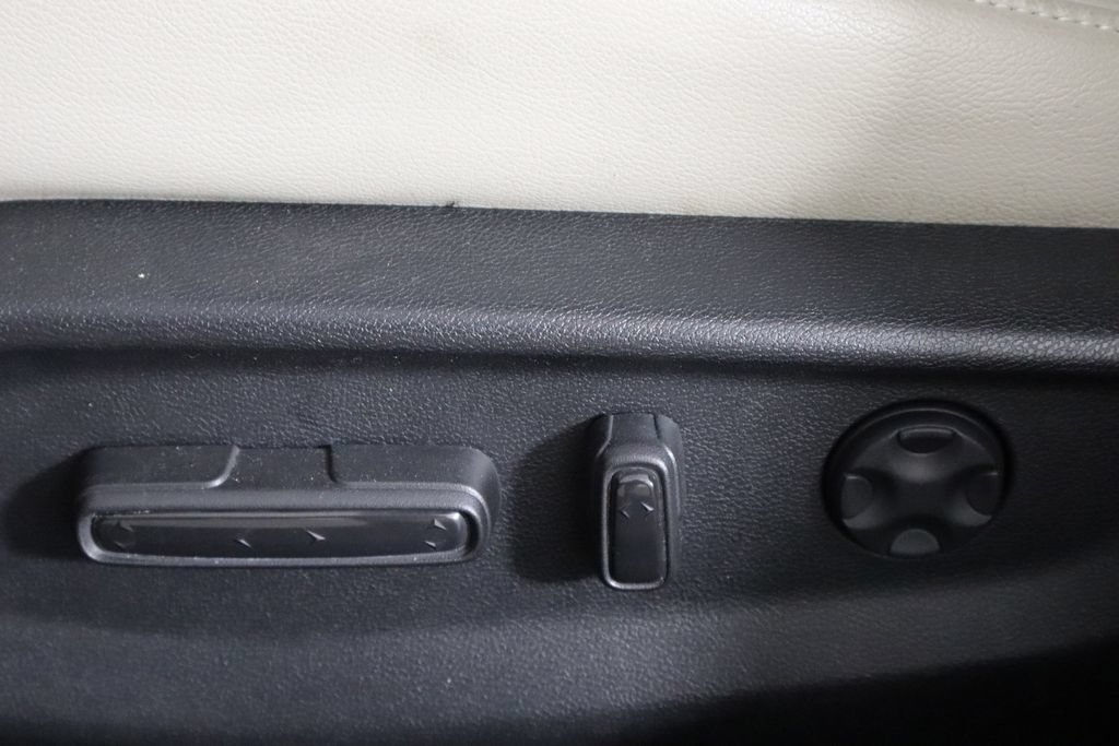 Used 2018 Honda Accord Touring image 22
