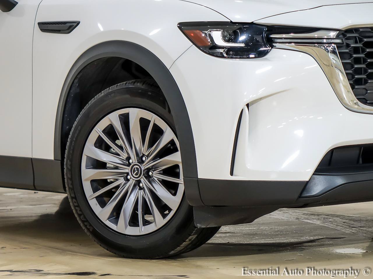 Used 2024 MAZDA CX-90 3.3 Turbo w/ Select Package AWD/4WD image 3