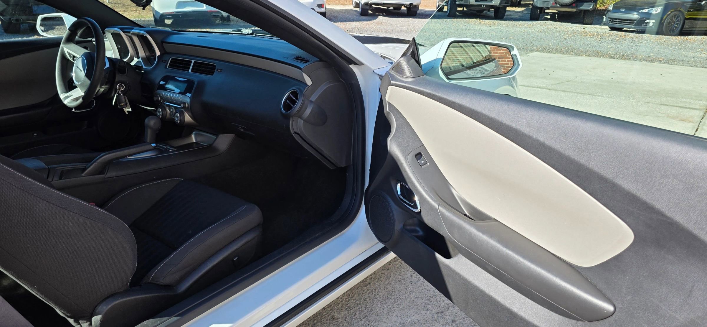 Used 2011 Chevrolet Camaro LS RWD image 15