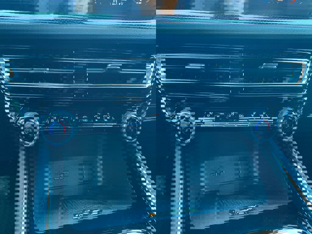 New 2026 Chevrolet Traverse RS w/ LPO, Floor Liner Package image 31