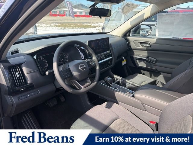 New 2026 Nissan Pathfinder SV image 3