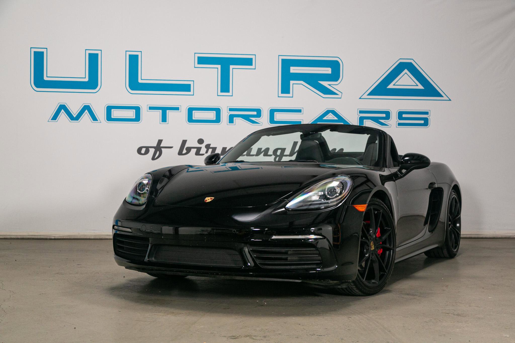 Used 2018 Porsche 718 Boxster w/ Sport Chrono Package RWD image 9