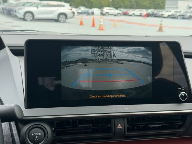 Certified 2024 Toyota Prius Prime FWD image 20
