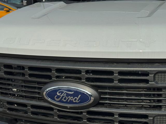 New 2026 Ford F250 XL w/ 360-Degree Camera Package AWD/4WD image 3