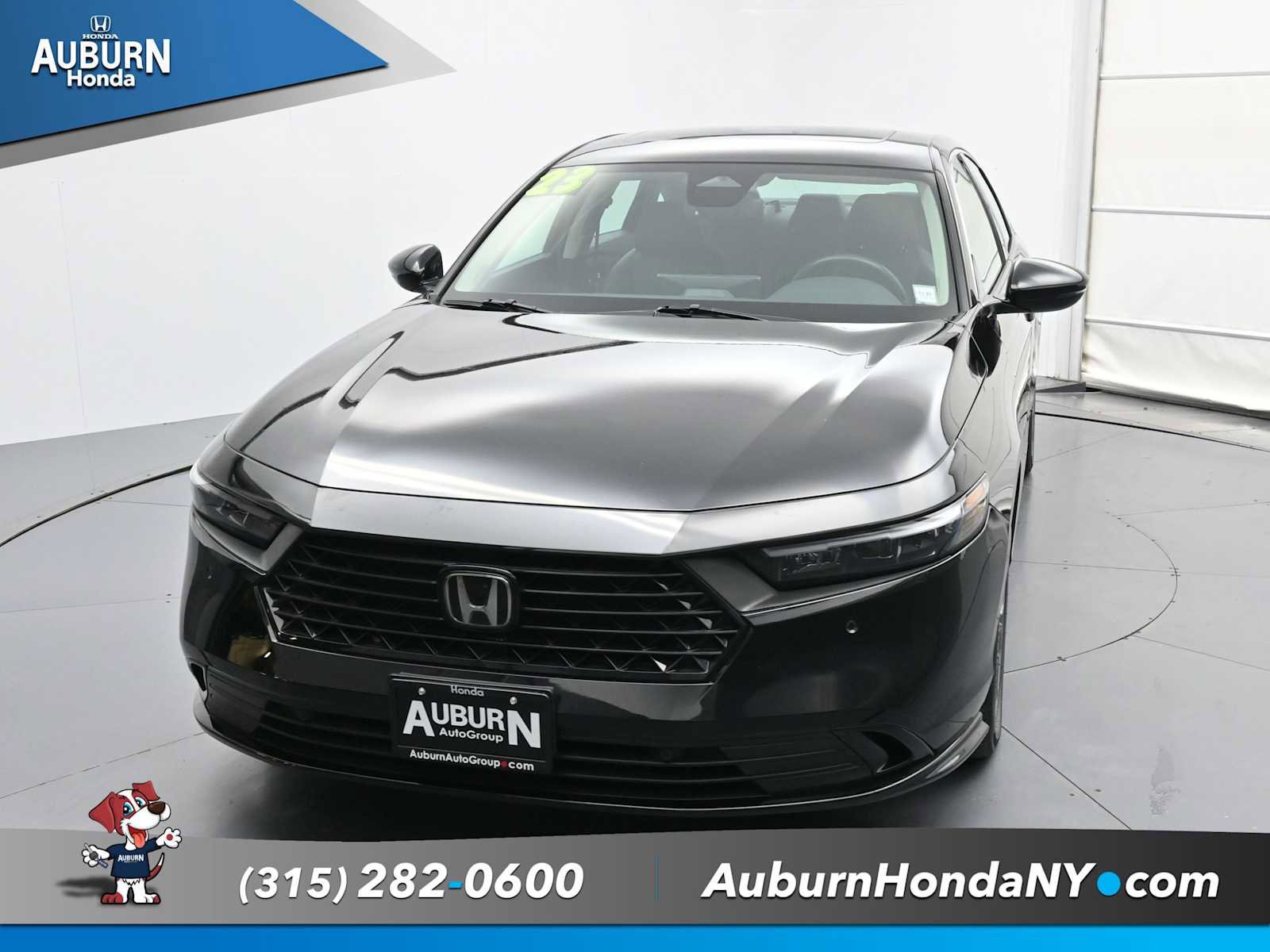 Used 2023 Honda Accord EX-L image 2