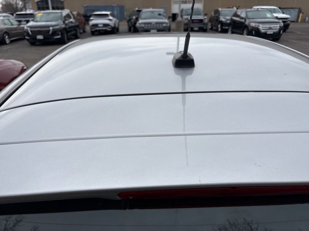 Used 2012 Ford Fiesta SES image 13