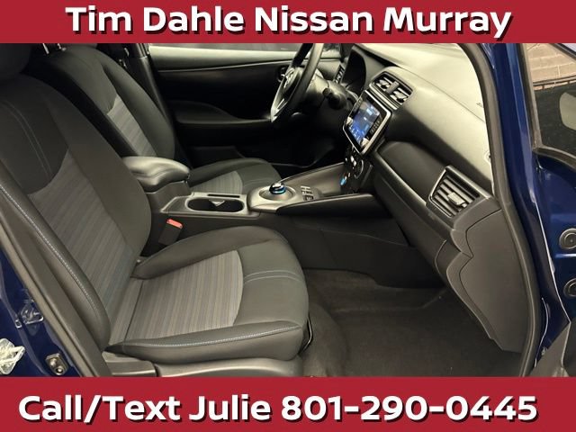 Used 2025 Nissan Leaf S FWD image 14