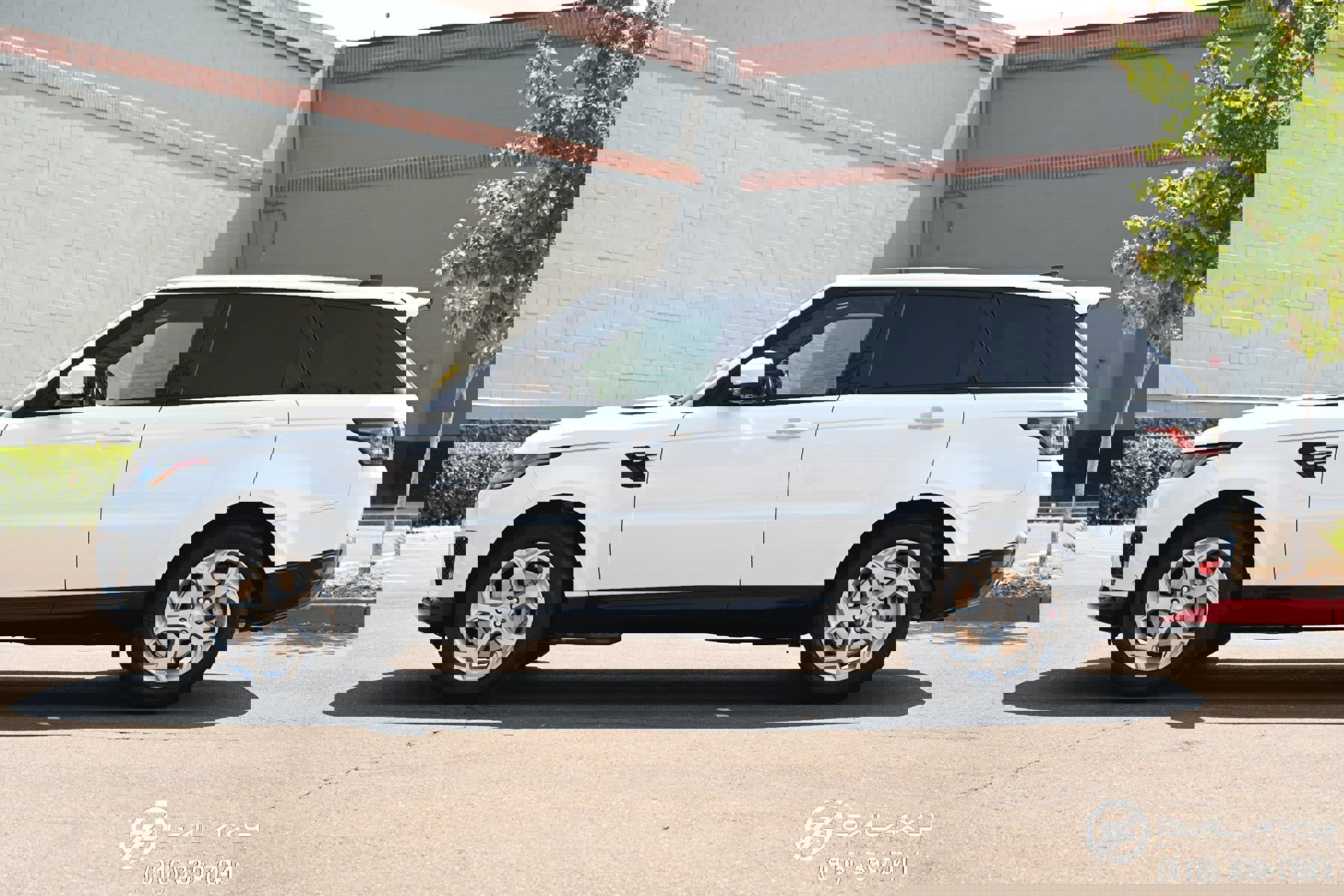 Used 2019 Land Rover Range Rover Sport HSE image 4