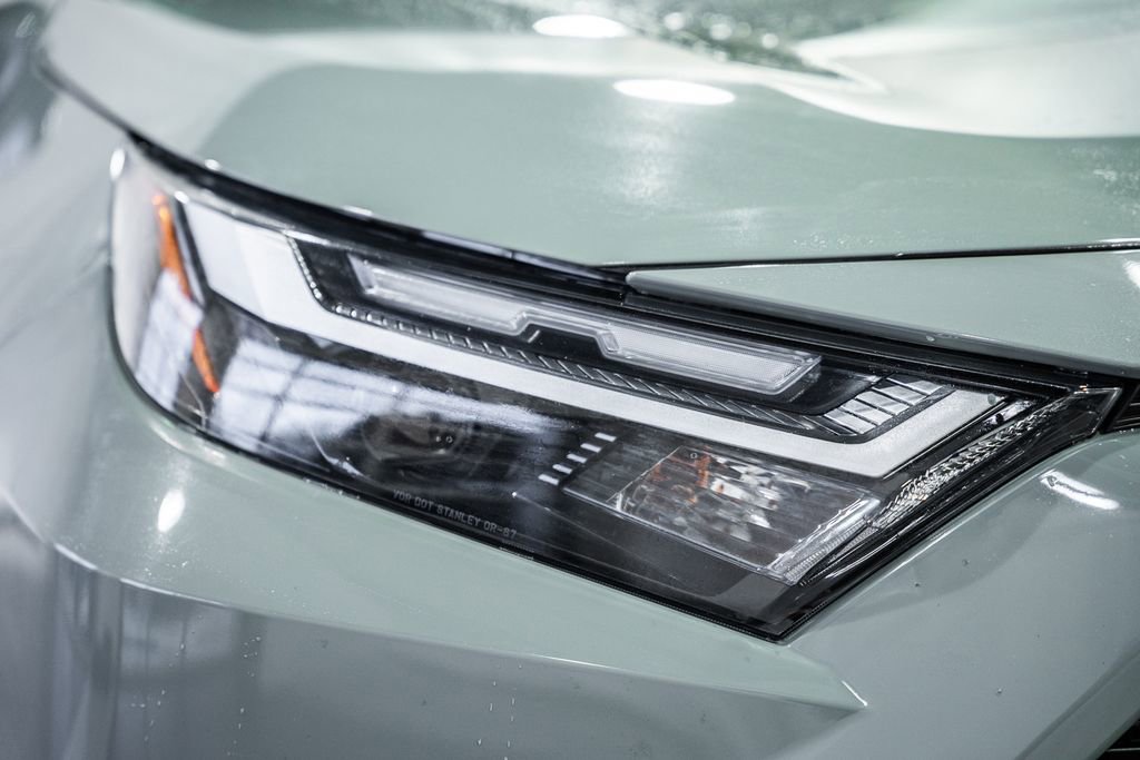 Used 2023 Toyota RAV4 XLE image 11