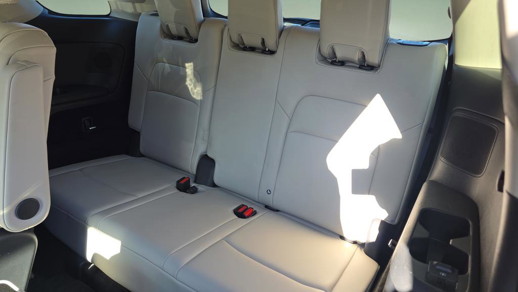 Used 2022 Nissan Pathfinder Platinum w/ Cargo Package image 18