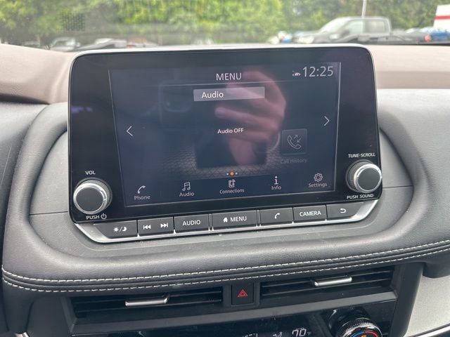 Used 2023 Nissan Rogue SV image 21