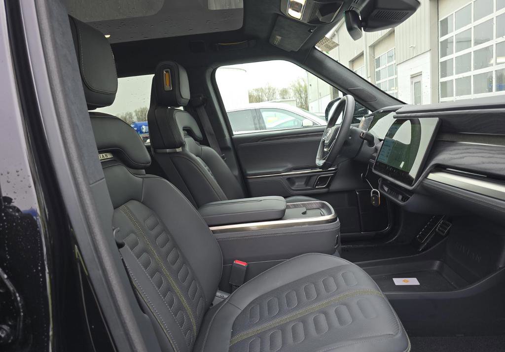 Used 2022 Rivian R1S Launch Edition AWD/4WD image 11