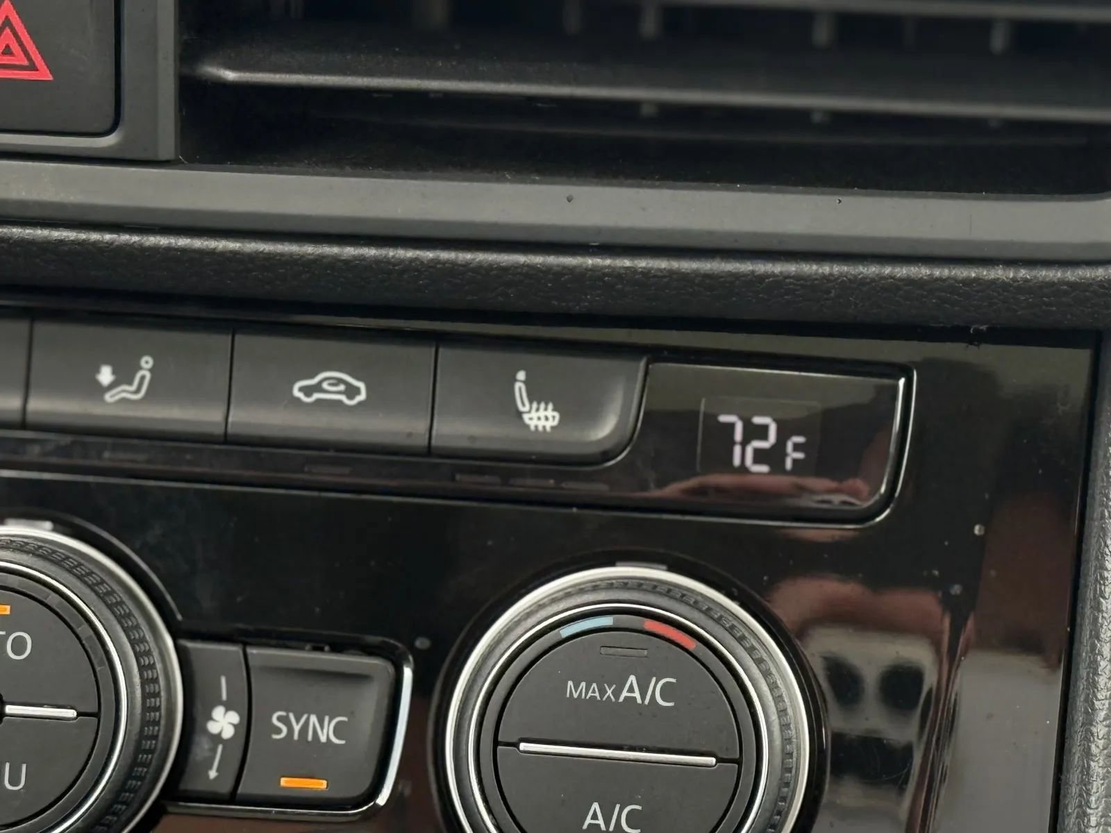 Used 2020 Volkswagen Jetta SE image 34