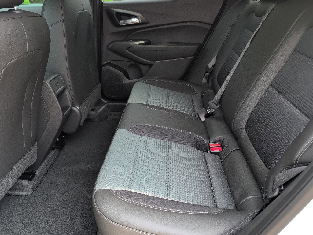 New 2026 Chevrolet Trax LT FWD image 6