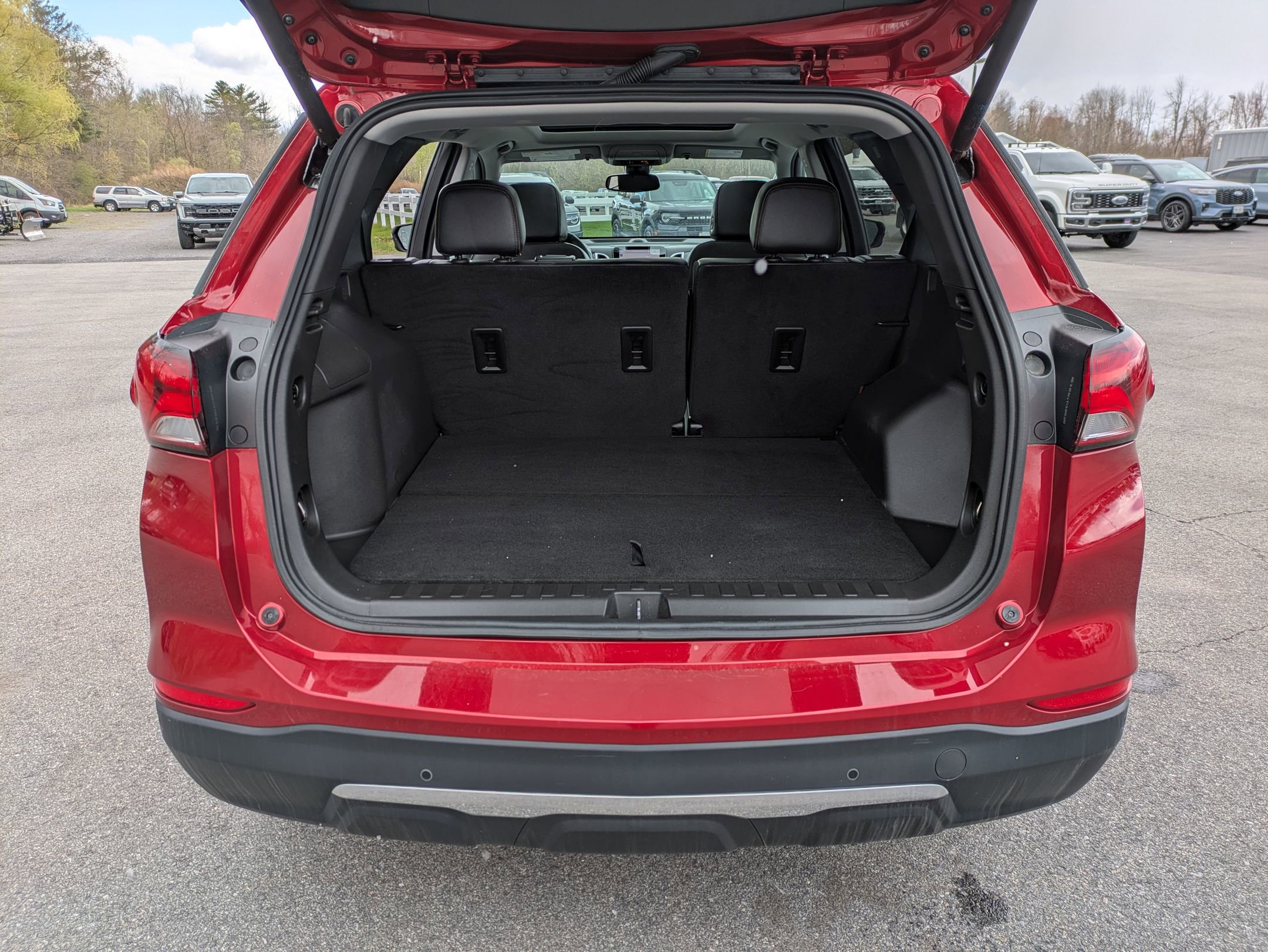 Used 2023 Chevrolet Equinox Premier image 21