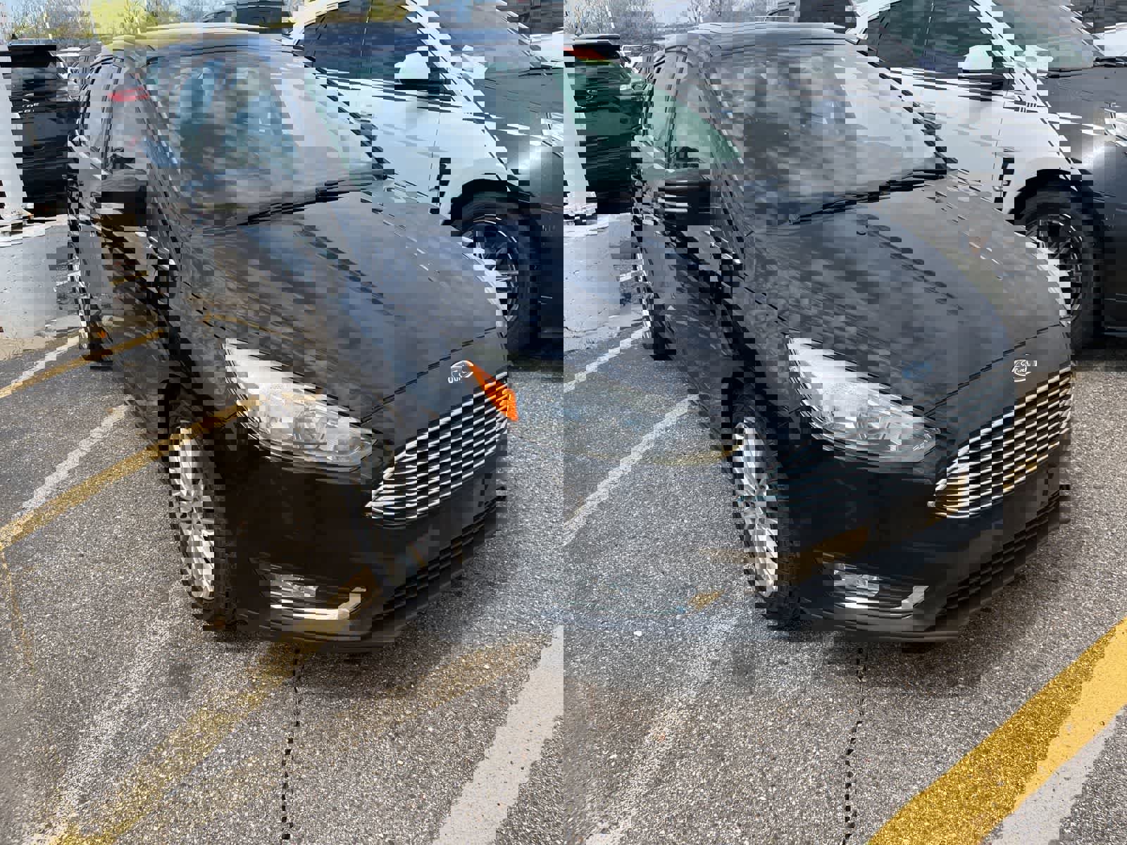 Used 2017 Ford Focus Titanium FWD image 21