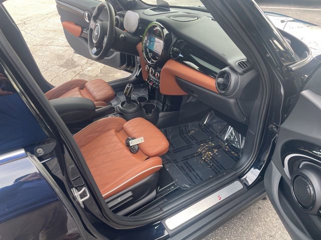 Used 2024 MINI Cooper S image 21