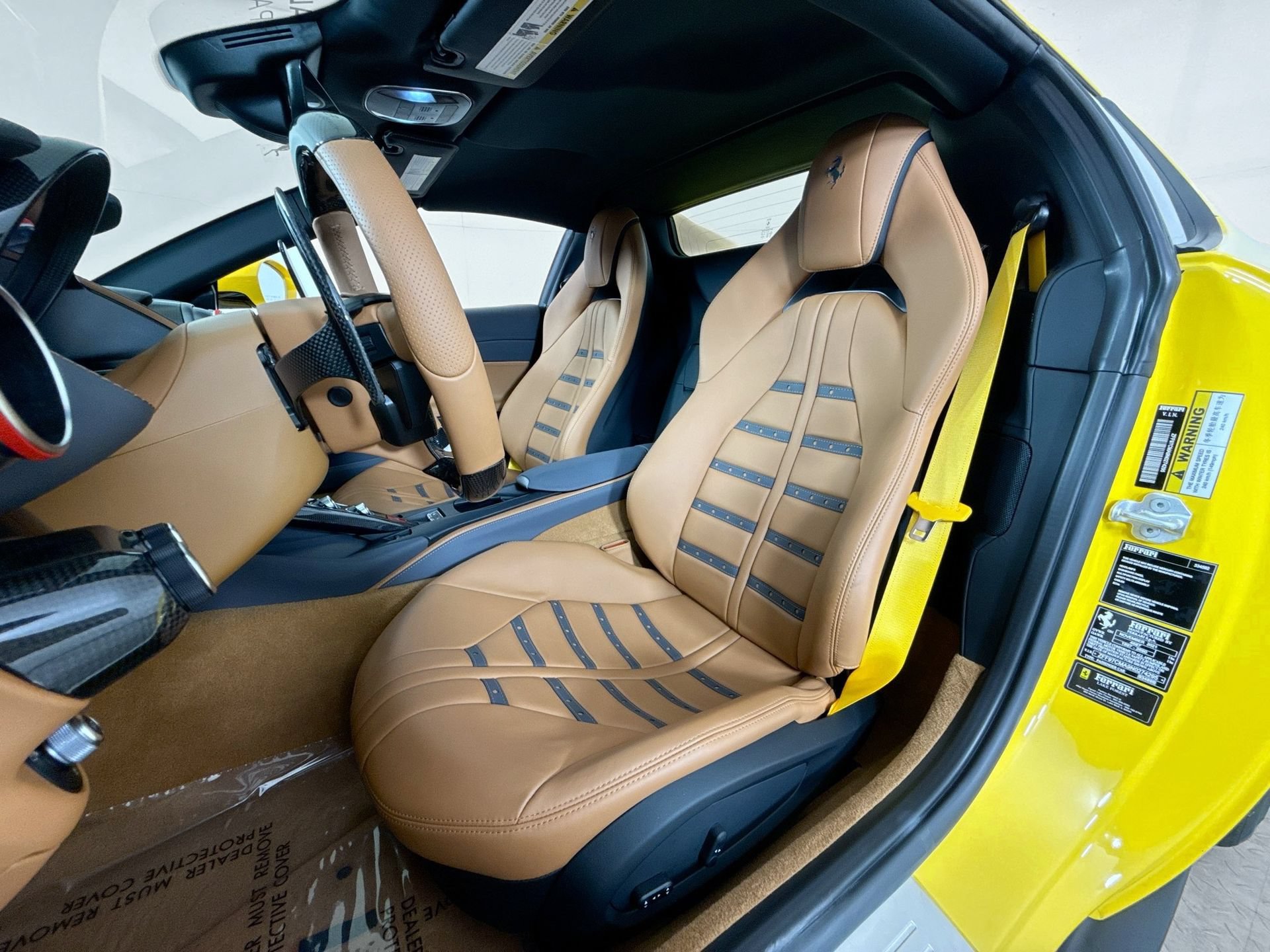 Certified 2022 Ferrari 812 GTS RWD image 9