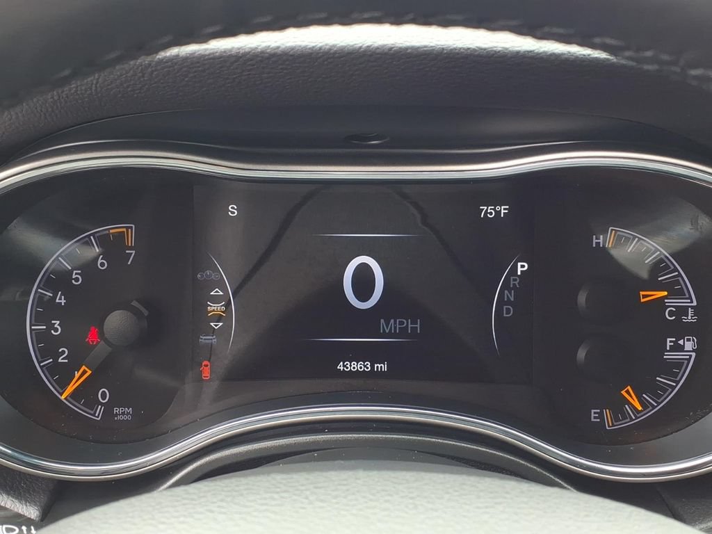 Used 2021 Jeep Grand Cherokee Limited AWD/4WD image 6