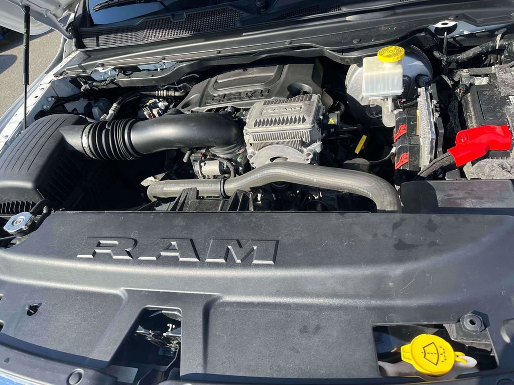 Used 2020 RAM 1500 Laramie w/ Off Road Group image 38