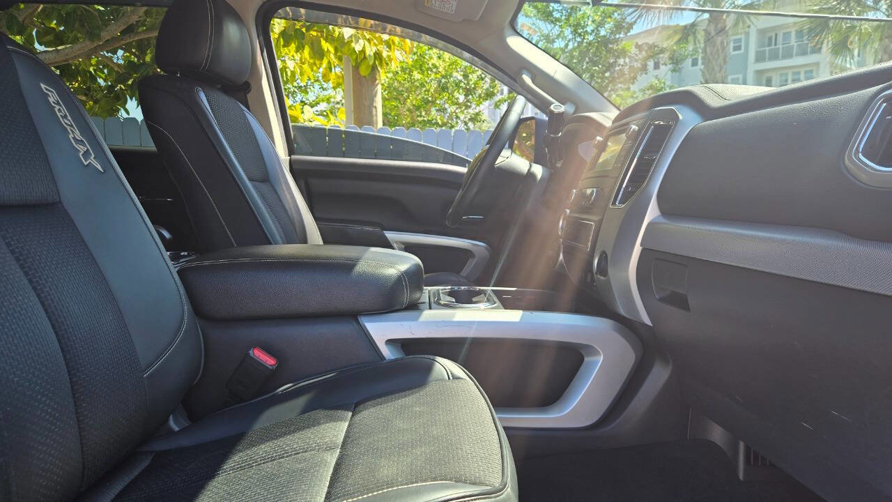 Used 2016 Nissan Titan PRO-4X AWD/4WD image 19