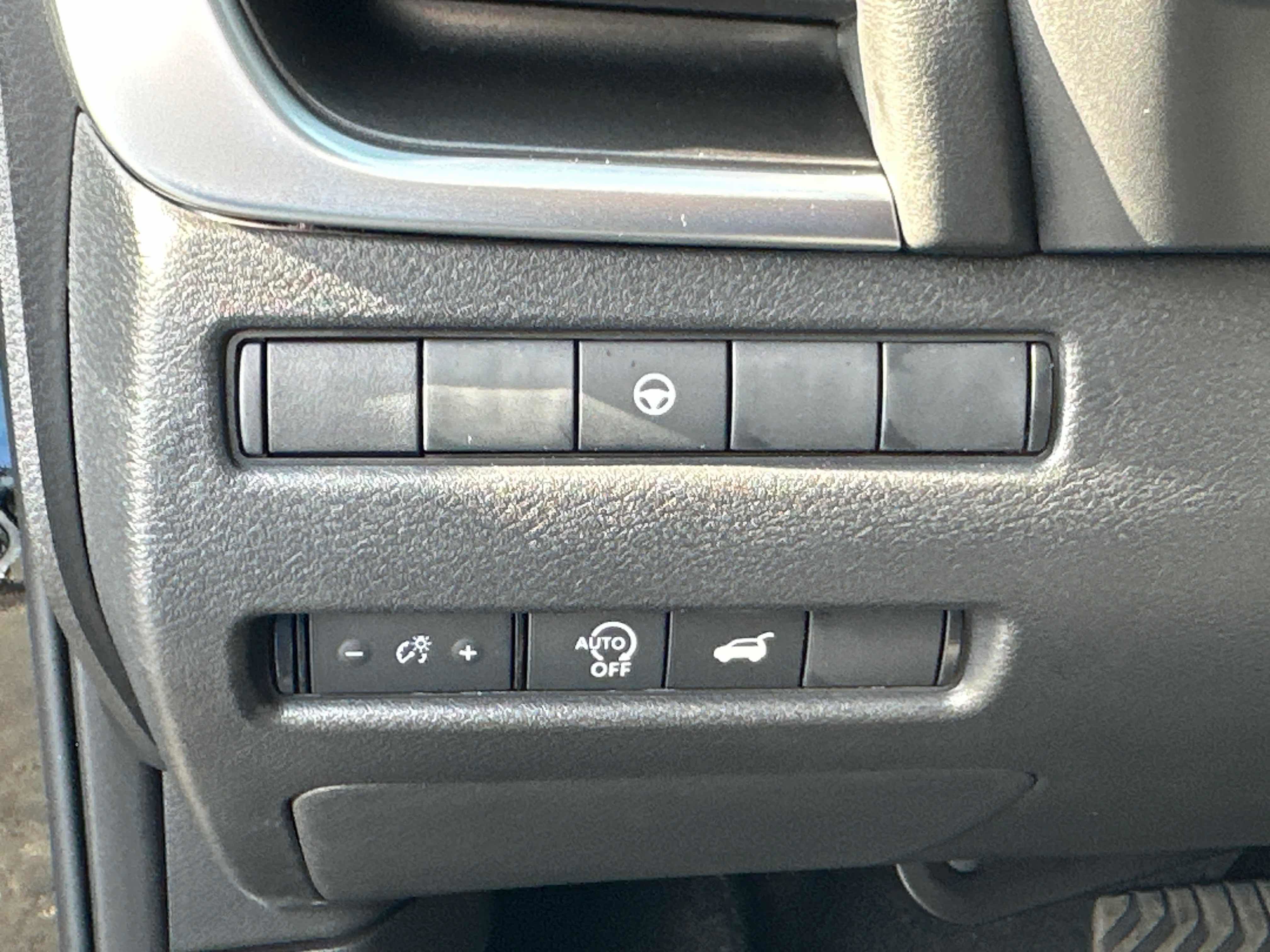 New 2026 Nissan Rogue SV w/ Cold Weather Package AWD/4WD image 22
