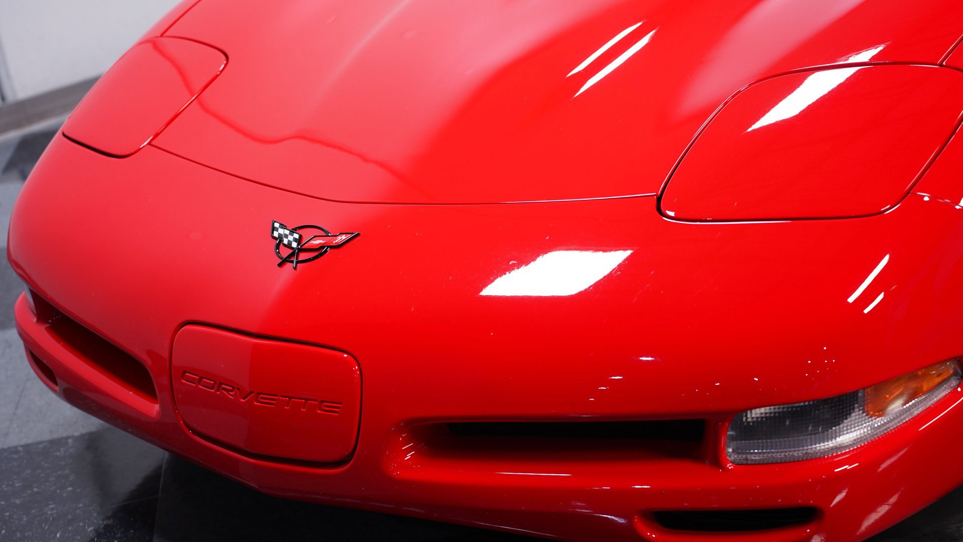 Used 2000 Chevrolet Corvette Coupe w/ Memory Pkg image 17