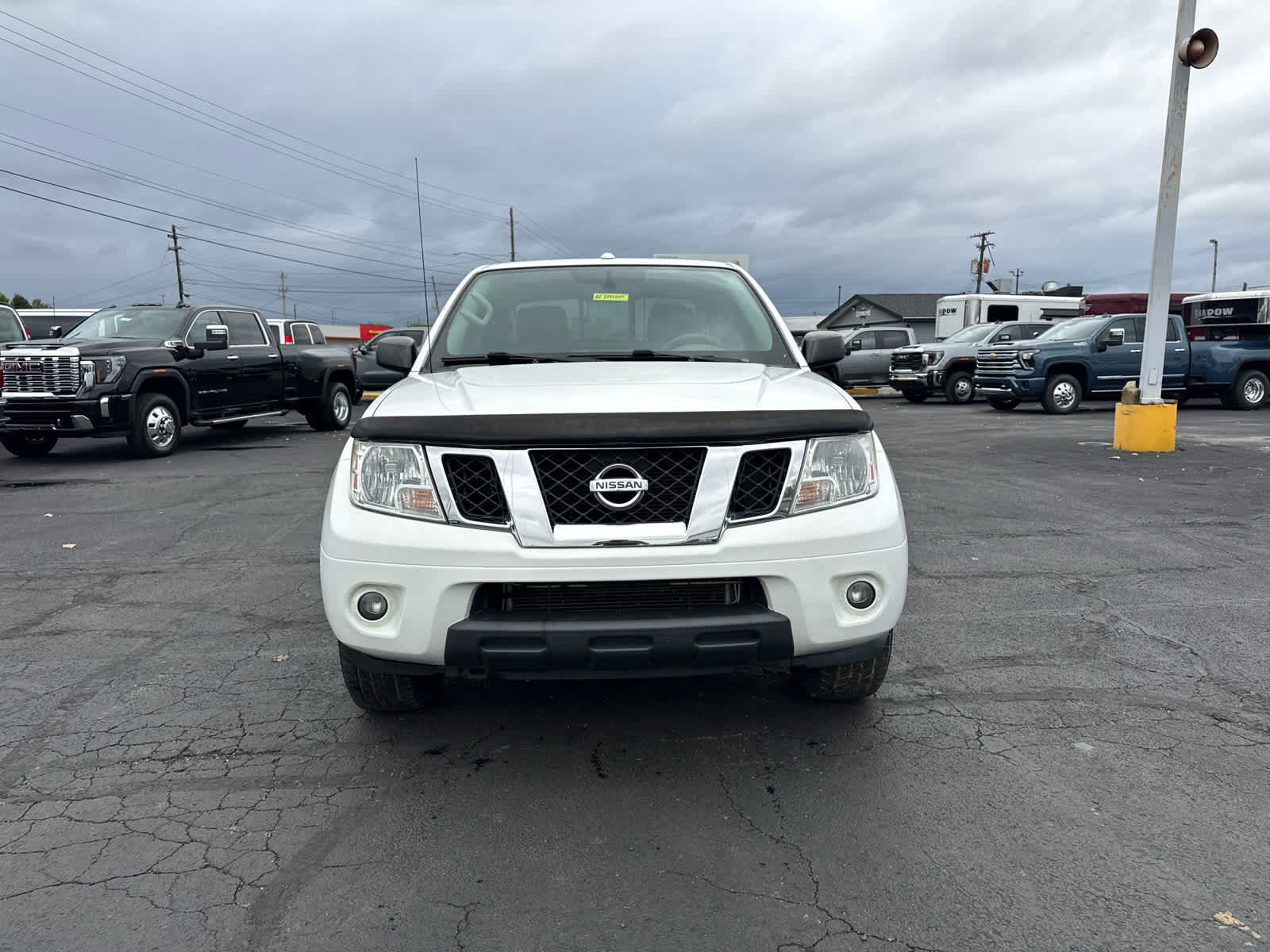 Used 2018 Nissan Frontier SV w/ Value Truck Package AWD/4WD image 8