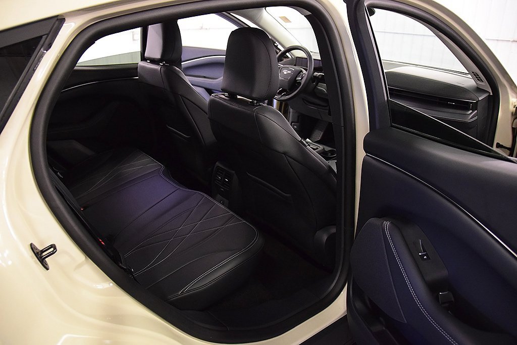 Used 2025 Ford Mustang Mach-E Select image 30