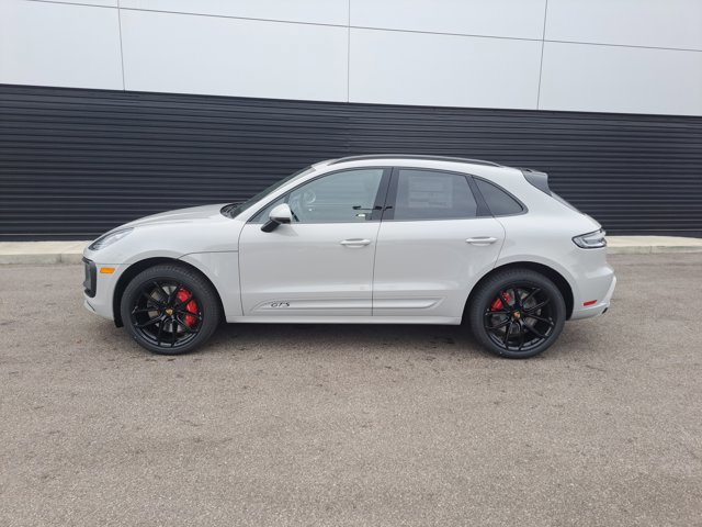New 2026 Porsche Macan GTS AWD/4WD image 2