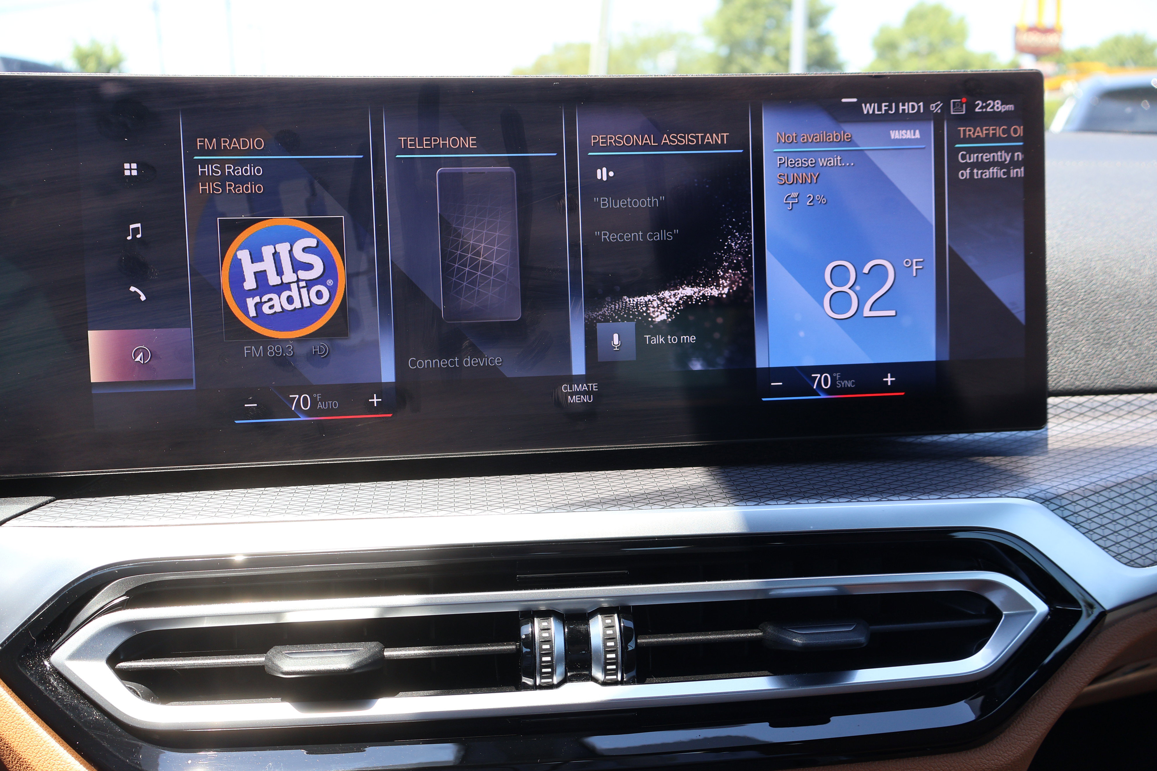 Used 2024 BMW 440i xDrive Convertible w/ Premium Package AWD/4WD image 27