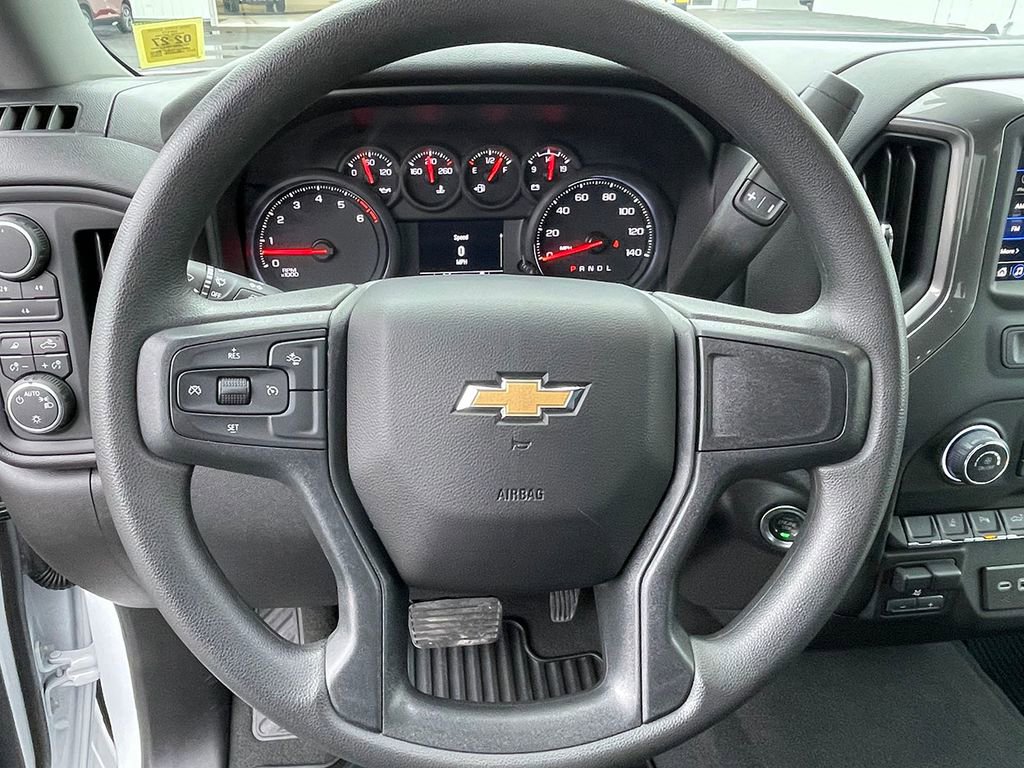 Used 2025 Chevrolet Silverado 2500 Custom w/ Custom Value Package image 33