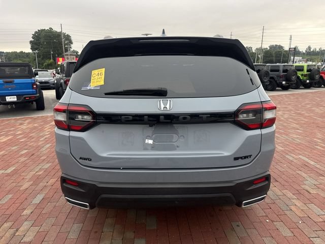 Certified 2023 Honda Pilot Sport image 13