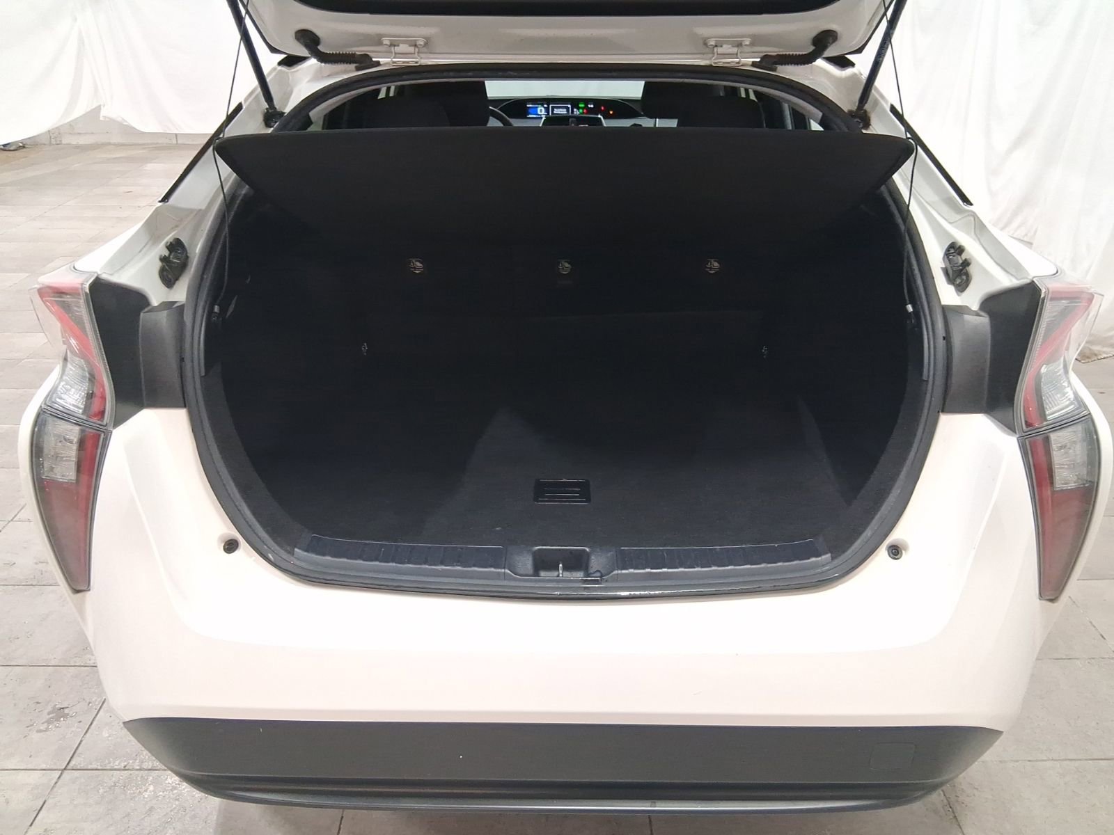 Used 2016 Toyota Prius Two FWD image 29