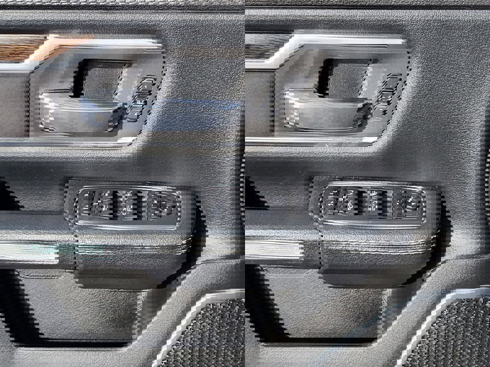 Used 2020 RAM 1500 Laramie w/ Off Road Group image 16