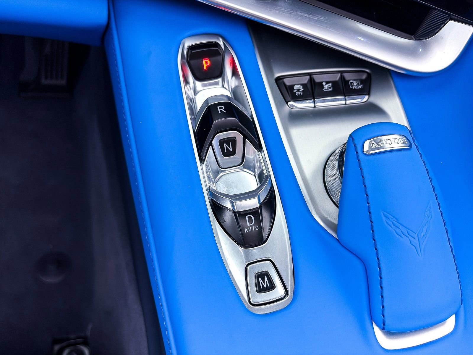 Used 2024 Chevrolet Corvette Stingray Premium Conv w/ Battery Protection Package image 28