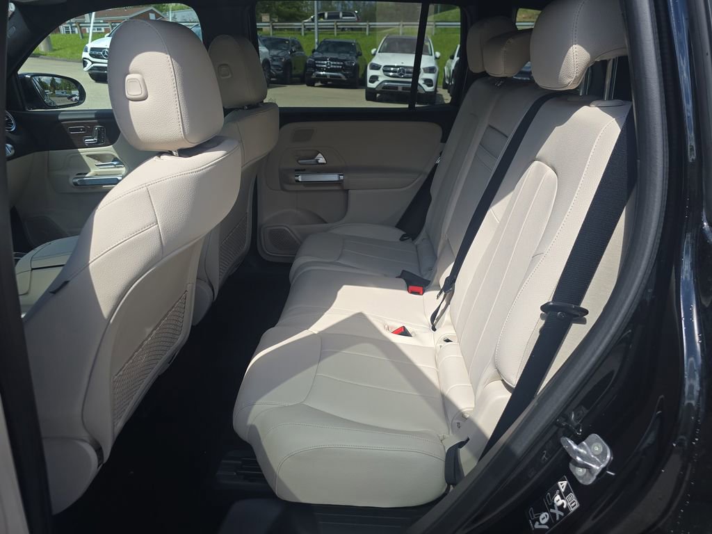 New 2026 Mercedes-Benz GLB 250 4MATIC image 24