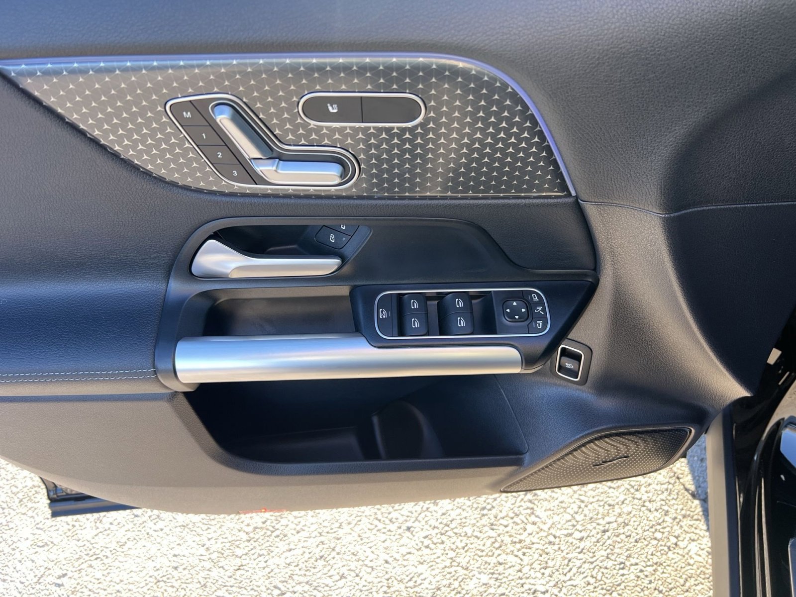 Used 2025 Mercedes-Benz GLA 250 4MATIC image 14