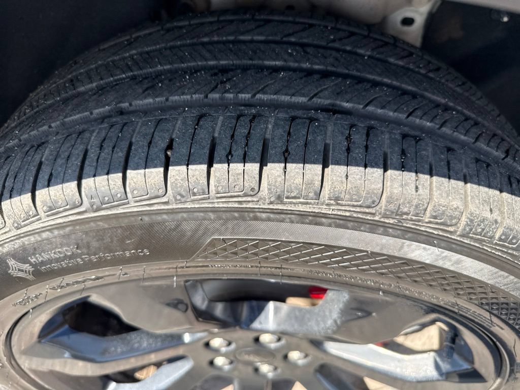 Used 2023 Ford Explorer ST w/ Equipment Group 401A AWD/4WD image 17