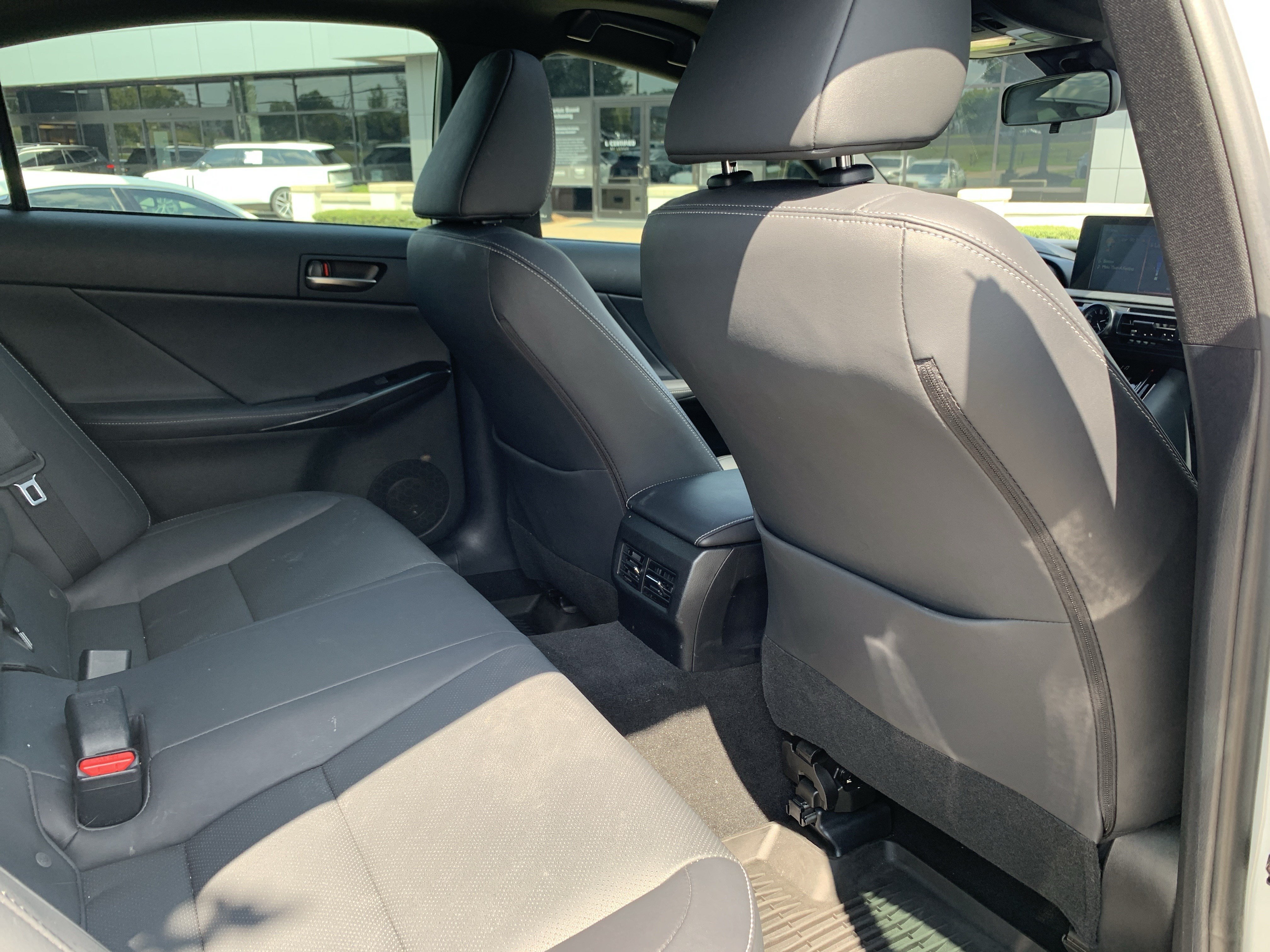 Certified 2024 Lexus IS 350 F Sport RWD image 33
