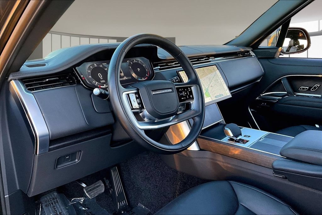 Certified 2024 Land Rover Range Rover Long Wheelbase Autobiography AWD/4WD image 17