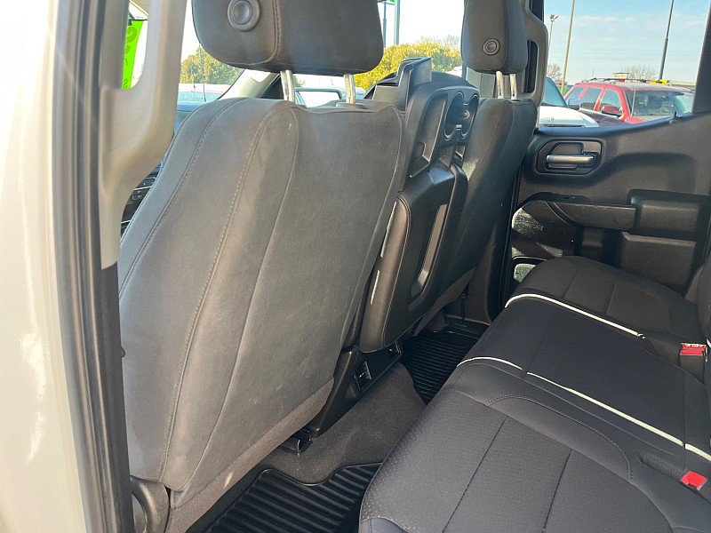 Used 2020 Chevrolet Silverado 1500 Custom w/ Custom Value Package AWD/4WD image 17