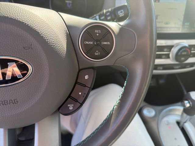 Used 2018 Kia Soul EV + w/ Sun & Fun Package image 41